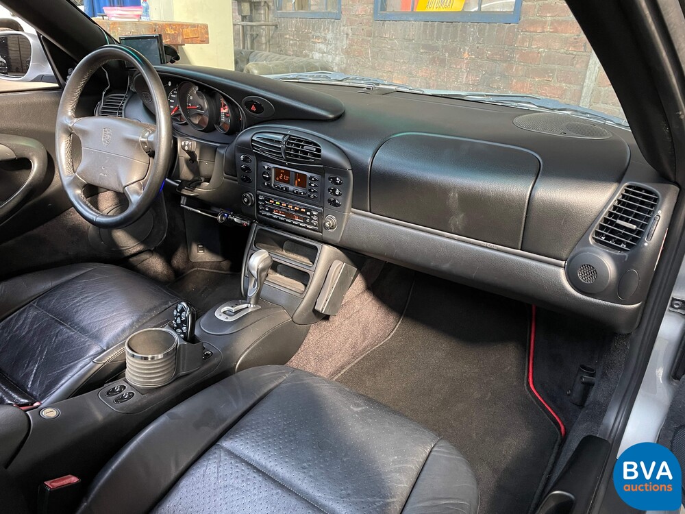 Porsche 911 Carrera 4 996 3.4 300 PS 2000 YOUNGTIMER.