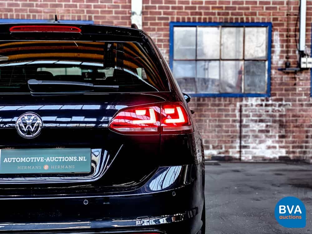 Volkswagen Golf R2.0 TSI Variant 301hp 2015, K-551-TP.