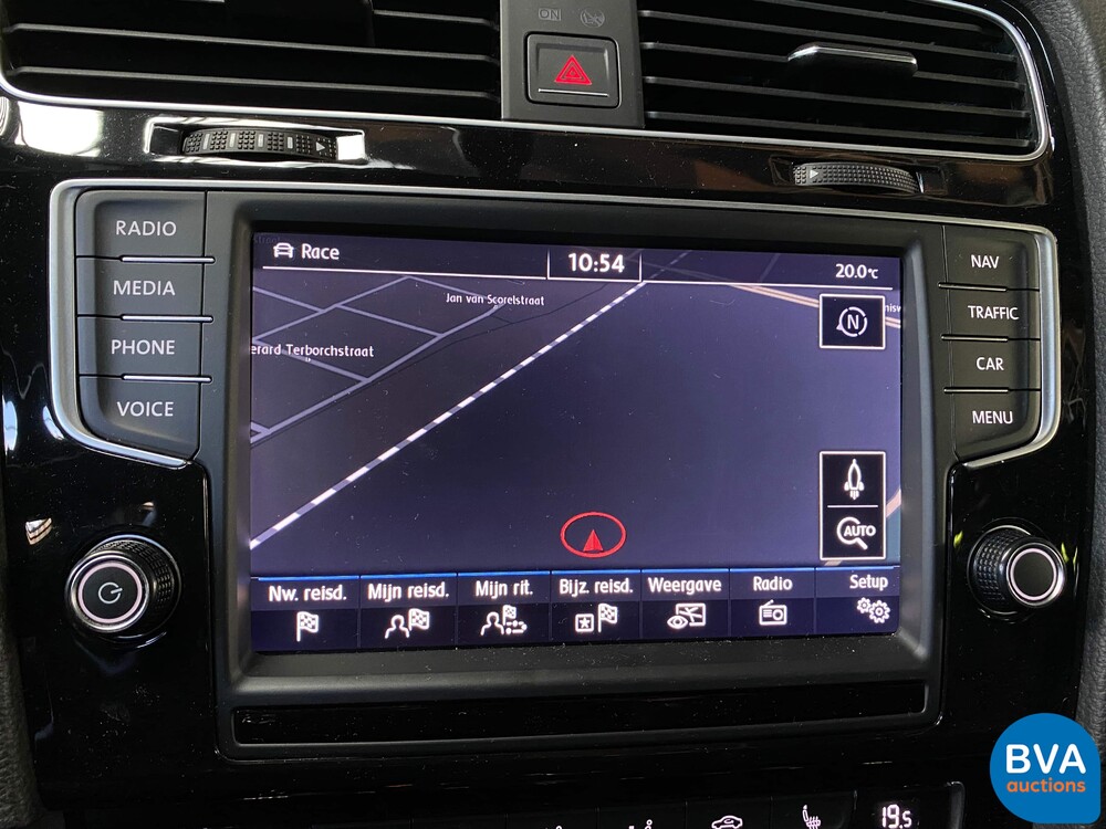 Volkswagen Golf R2.0 TSI Variant 301hp 2015, K-551-TP.