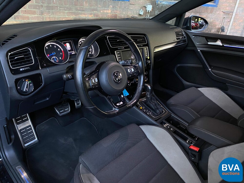 Volkswagen Golf R2.0 TSI Variant 301hp 2015, K-551-TP.