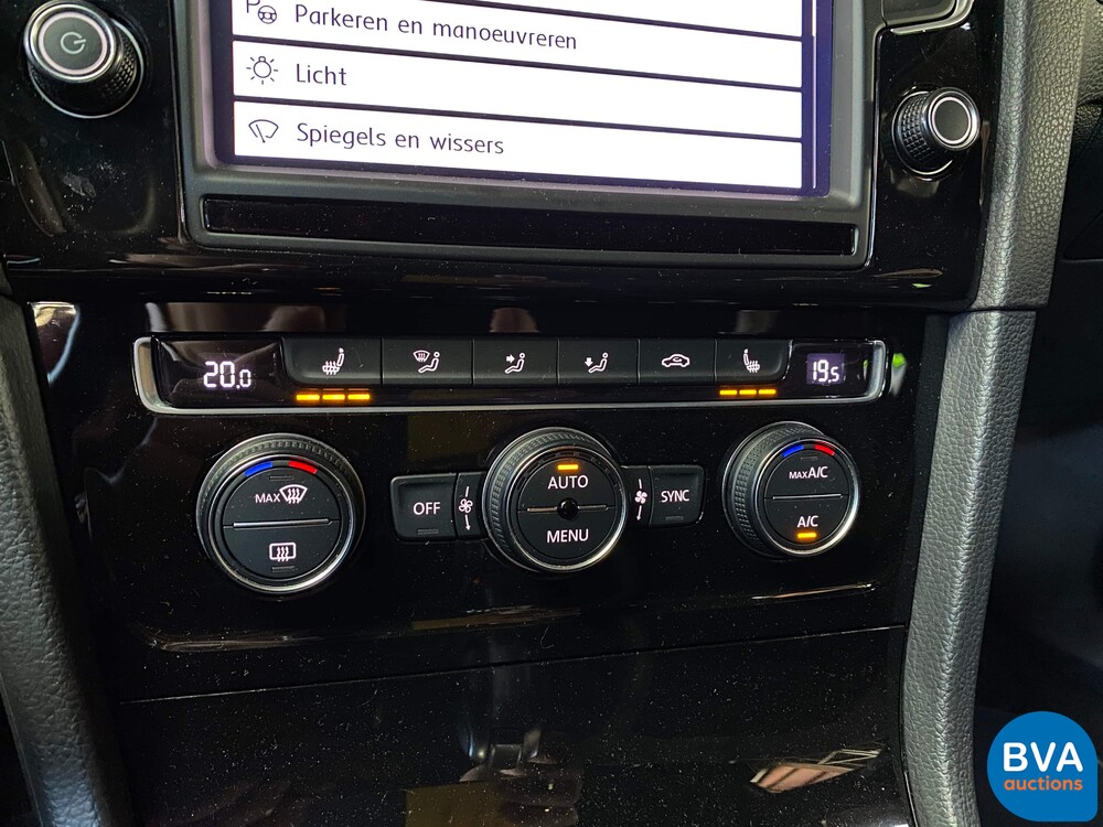 Volkswagen Golf R2.0 TSI Variant 301hp 2015, K-551-TP.