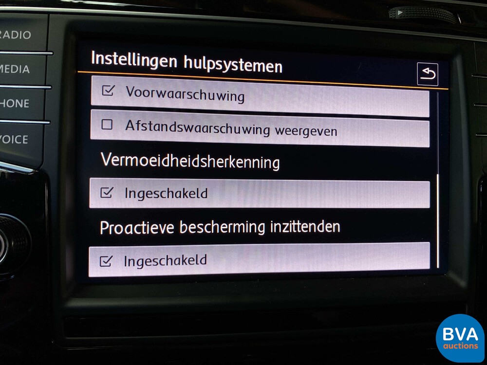 Volkswagen Golf R2.0 TSI Variant 301hp 2015, K-551-TP.