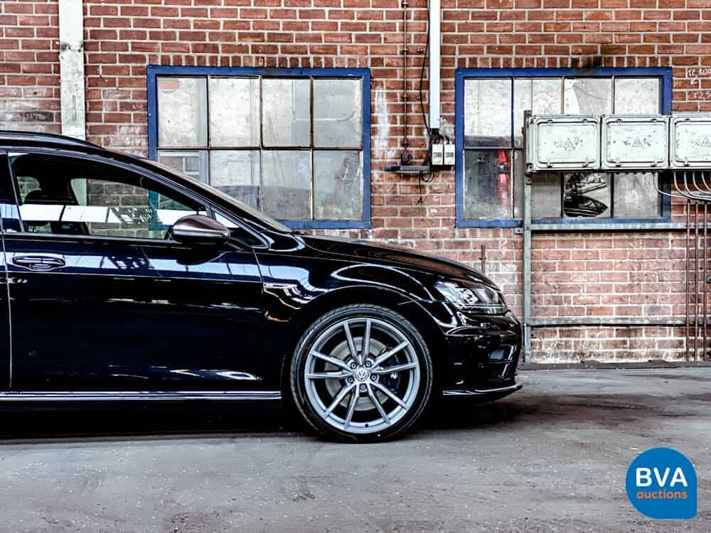 Volkswagen Golf R2.0 TSI Variant 301hp 2015, K-551-TP.