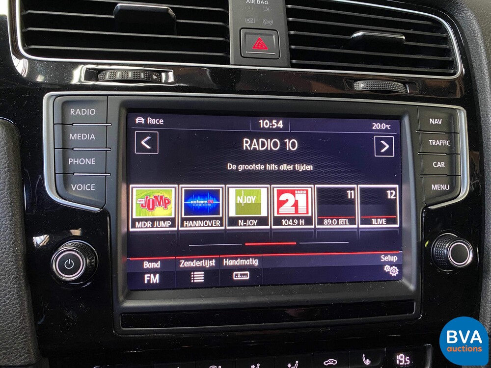 Volkswagen Golf R2.0 TSI Variant 301hp 2015, K-551-TP.