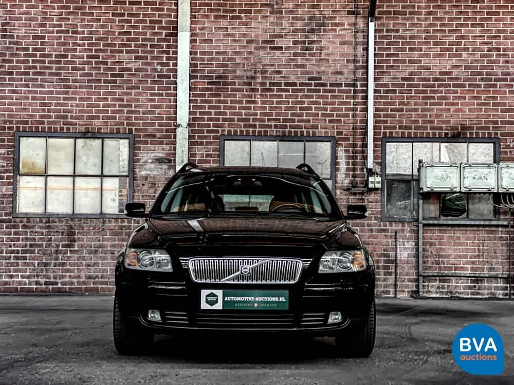 Volvo V50 T5 Five-cylinder 220hp 2005, 83-HVR-8.