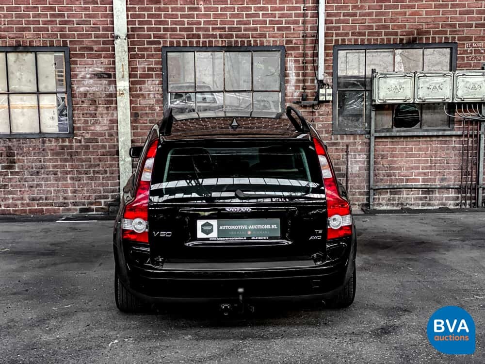 Volvo V50 T5 Five-cylinder 220hp 2005, 83-HVR-8.
