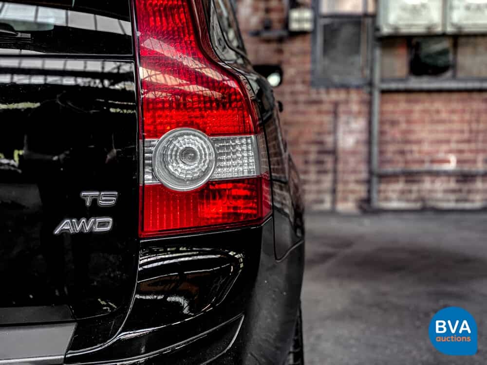 Volvo V50 T5 Five-cylinder 220hp 2005, 83-HVR-8.
