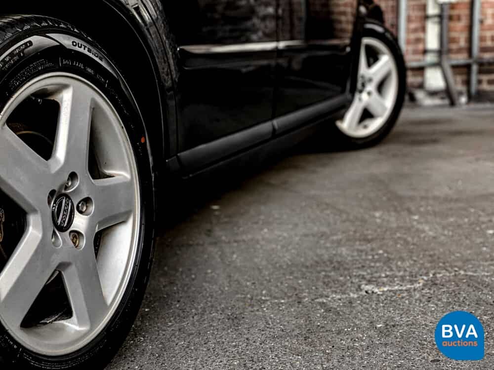 Volvo V50 T5 Five-cylinder 220hp 2005, 83-HVR-8.