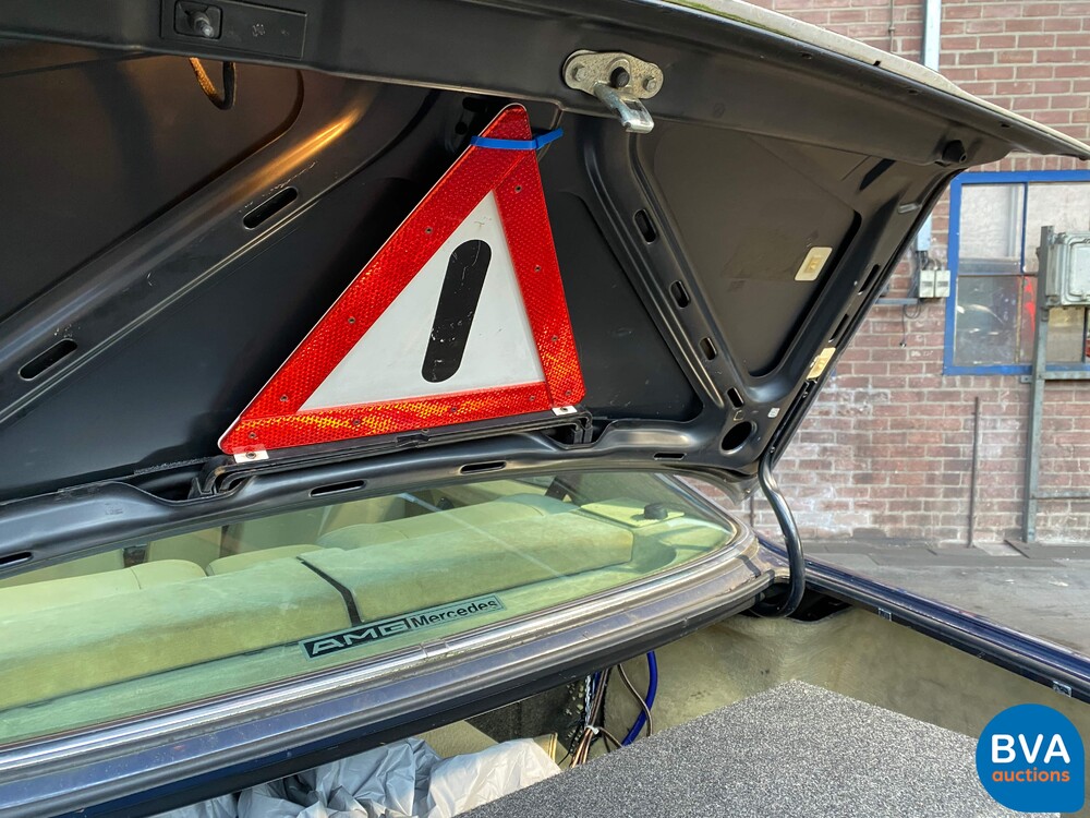 Mercedes-Benz 500SEC S-Klasse Coupe 223pk 1982, 64-ZP-DS