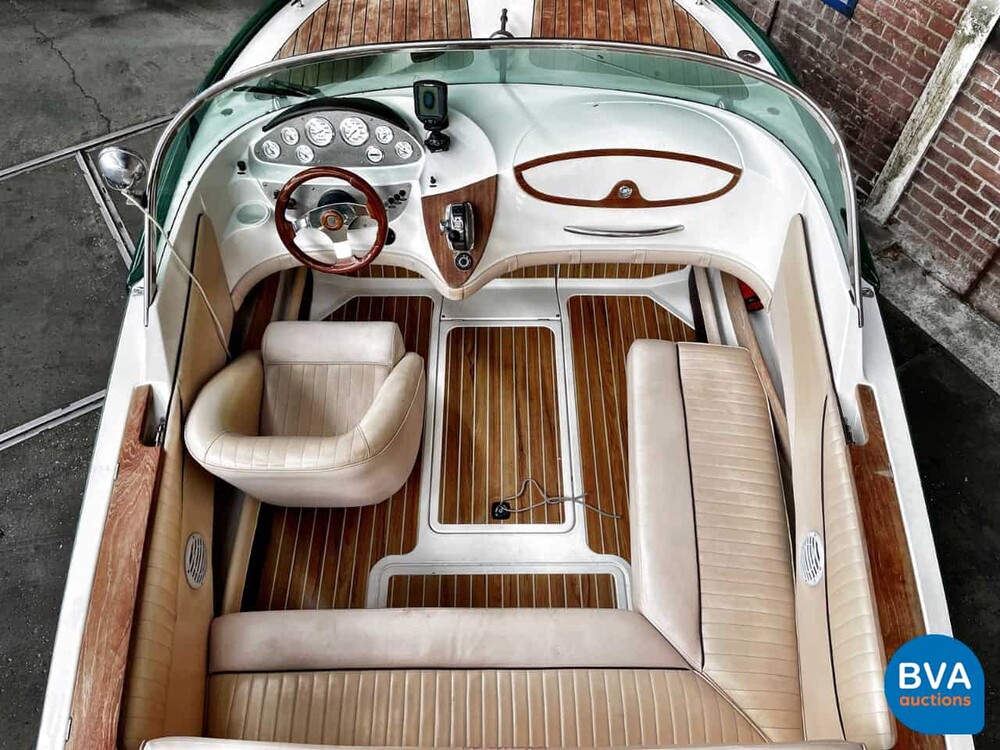 Quicksilver Classic 20 Mercruiser MPI 235pk (RIVA BOESCH Shape) Speedboot Trailer 2021