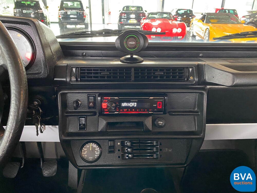 Mercedes-Benz 300GD G-klasse Barn Doors 88pk 1981