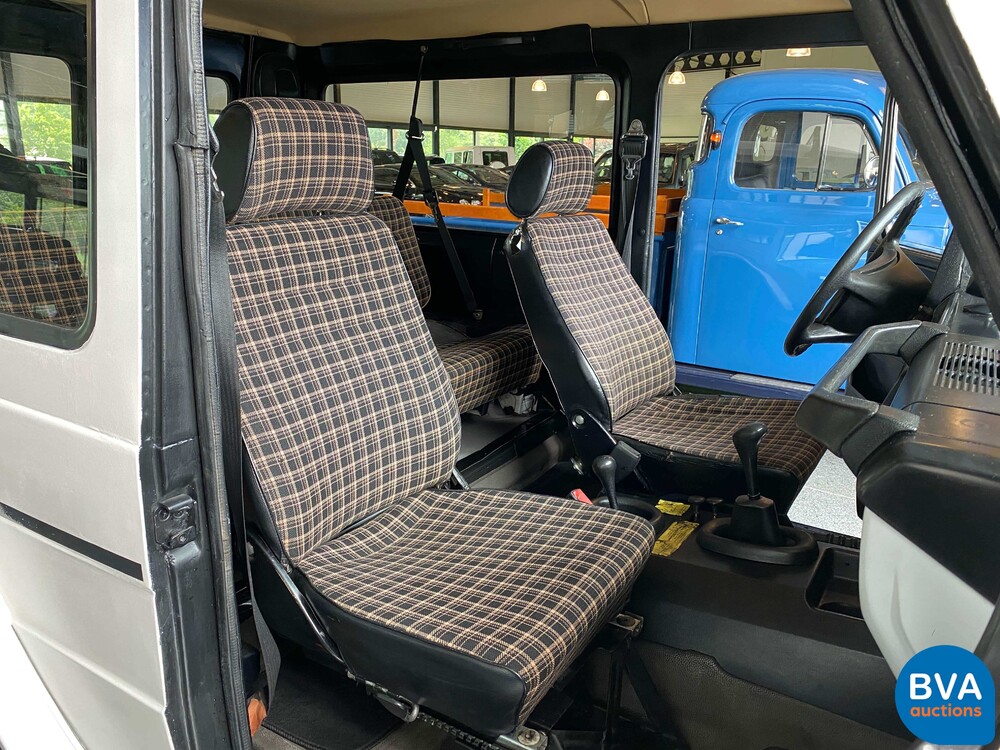 Mercedes-Benz 300GD G-klasse Barn Doors 88pk 1981