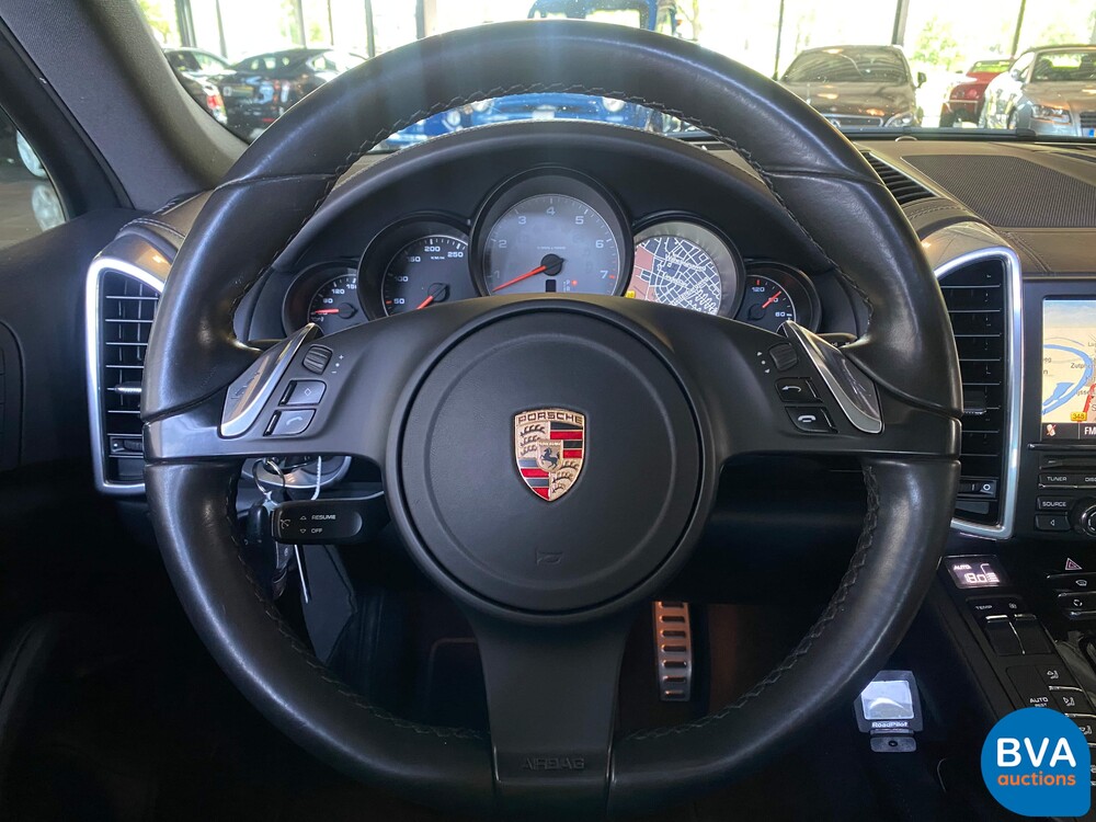 Porsche Cayenne S 4.8 V8 Tiptronic 400pk 2011, 62-XVN-5