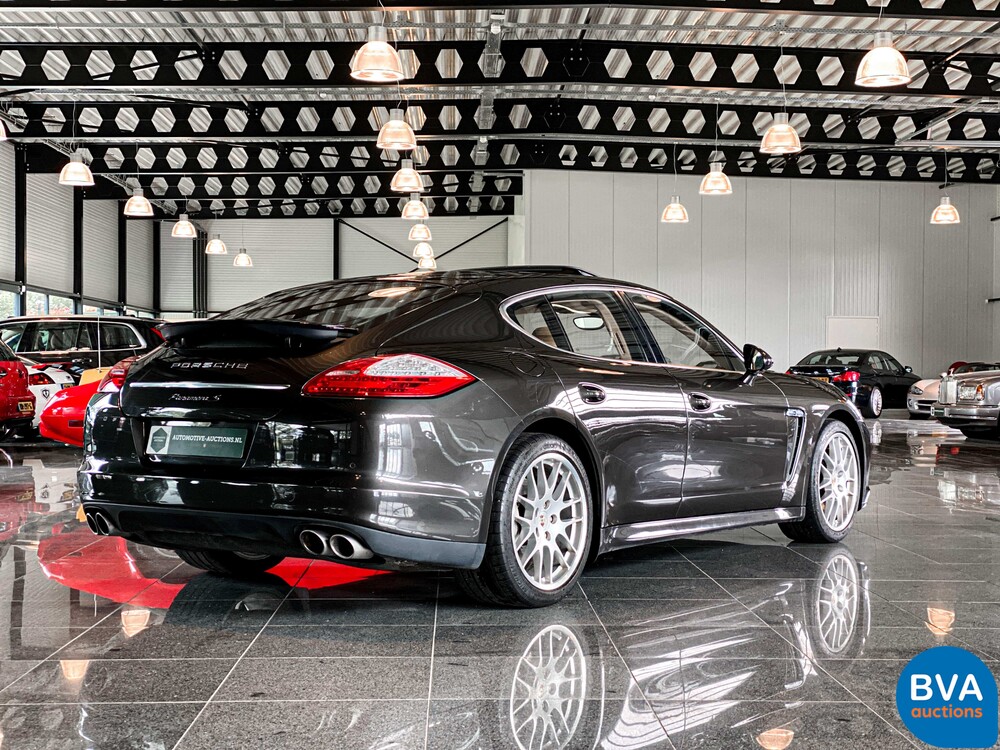 Porsche Panamera 4.8 S 400pk 2009, 95-NNV-3