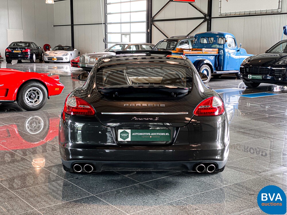 Porsche Panamera 4.8 S 400pk 2009, 95-NNV-3