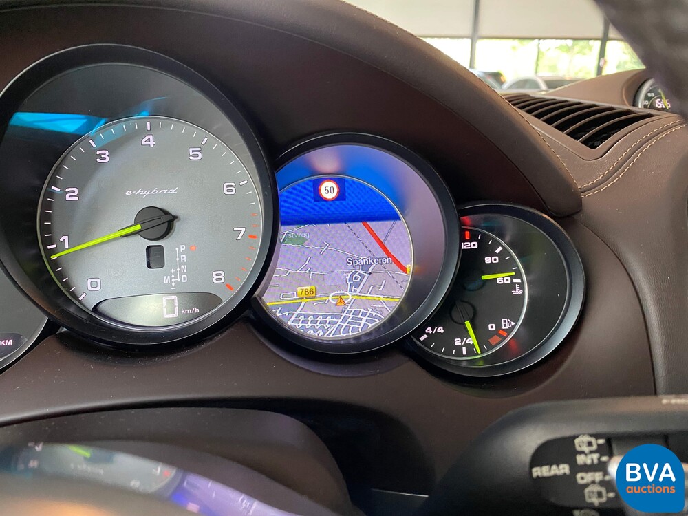 Porsche Cayenne 3.0 S E-Hybrid Sportchrono 462pk 2015 -Org NL- Plug-in Hybride, HH-240-J