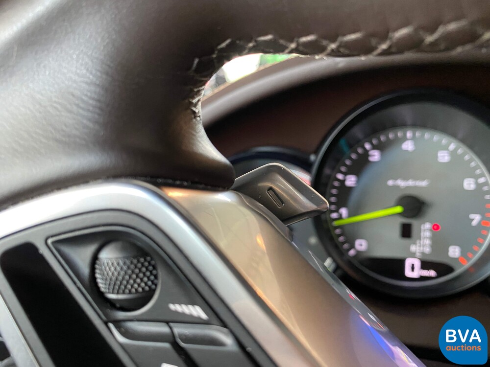 Porsche Cayenne 3.0 S E-Hybrid Sportchrono 462pk 2015 -Org NL- Plug-in Hybride, HH-240-J