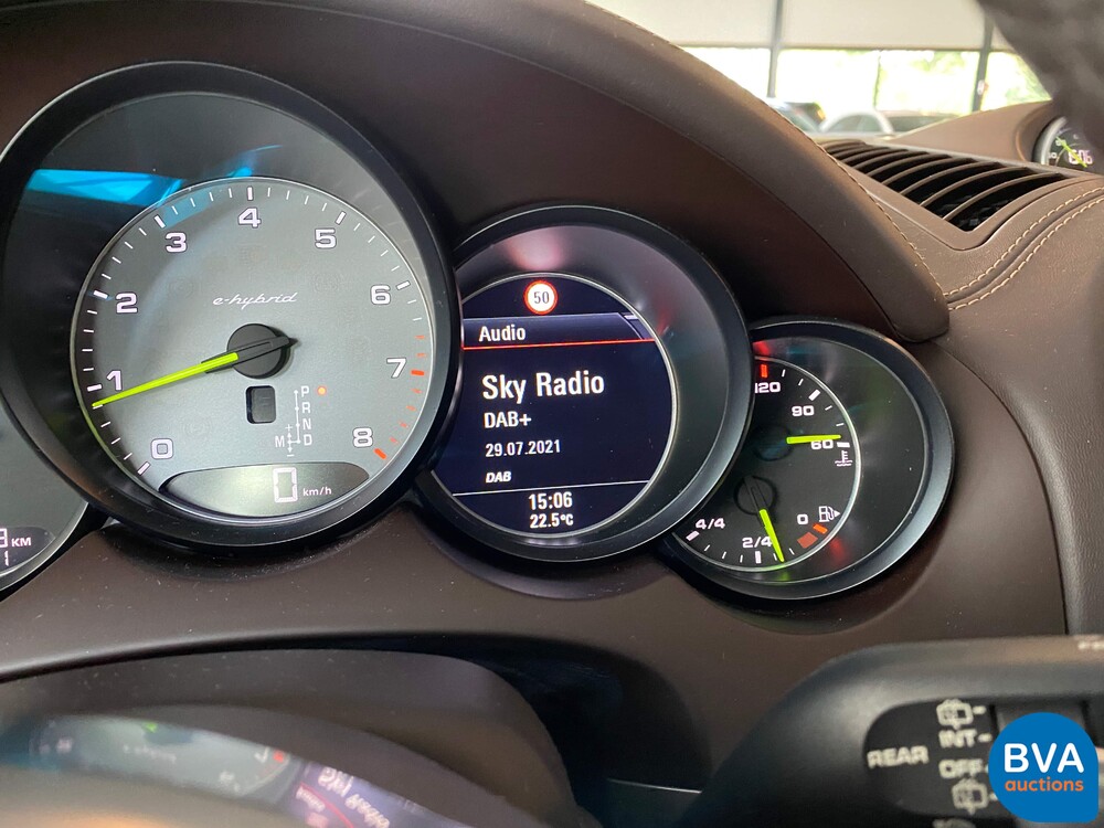 Porsche Cayenne 3.0 S E-Hybrid Sportchrono 462pk 2015 -Org NL- Plug-in Hybride, HH-240-J