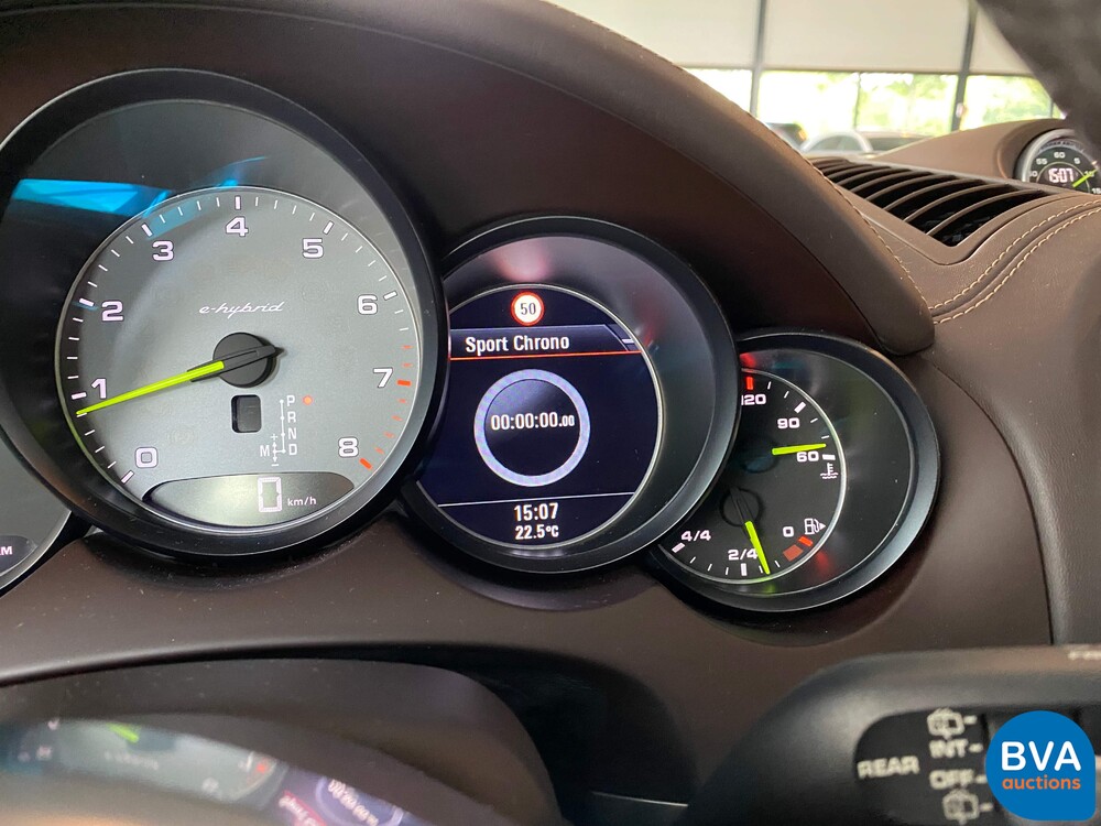 Porsche Cayenne 3.0 S E-Hybrid Sportchrono 462pk 2015 -Org NL- Plug-in Hybride, HH-240-J