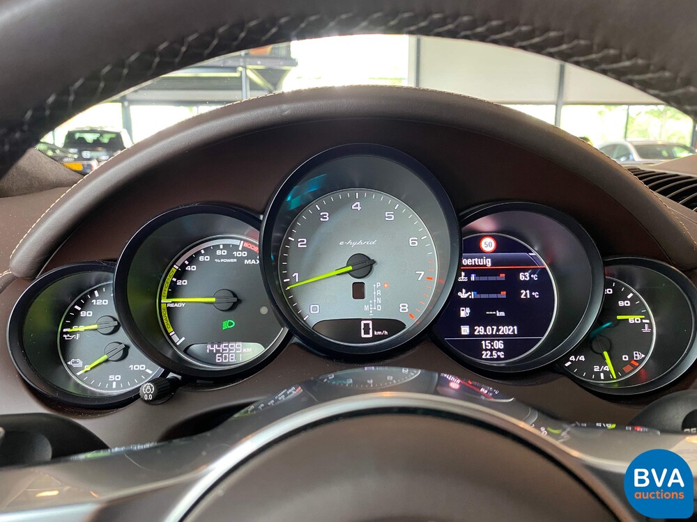 Porsche Cayenne 3.0 S E-Hybrid Sportchrono 462pk 2015 -Org NL- Plug-in Hybride, HH-240-J