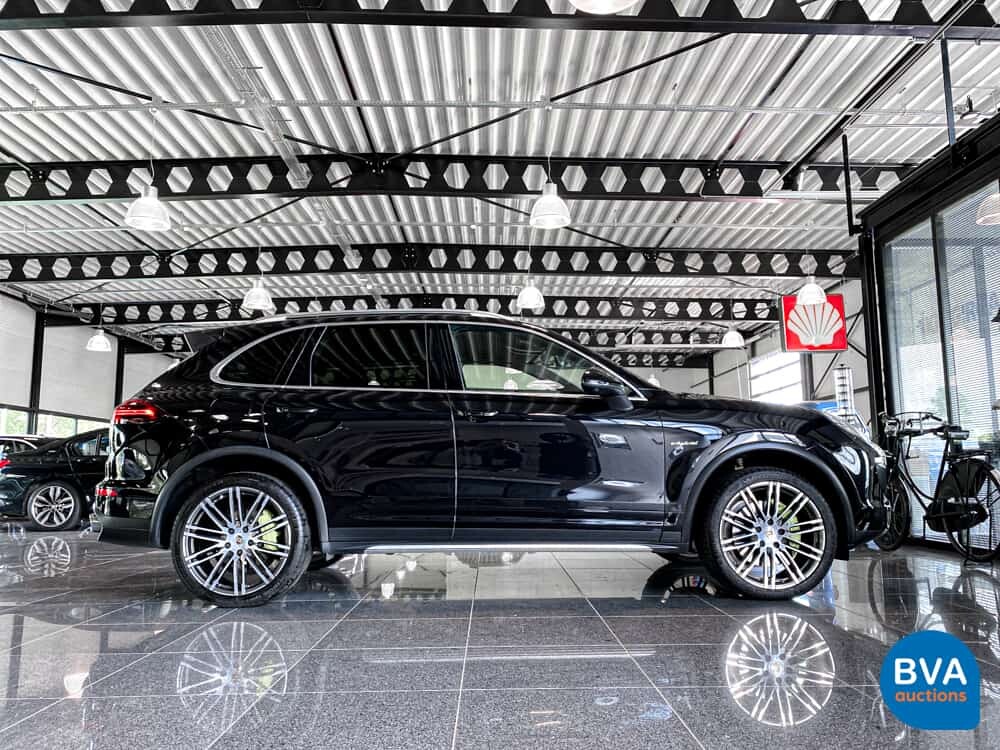 Porsche Cayenne 3.0 S E-Hybrid Sportchrono 462pk 2015 -Org NL- Plug-in Hybride, HH-240-J