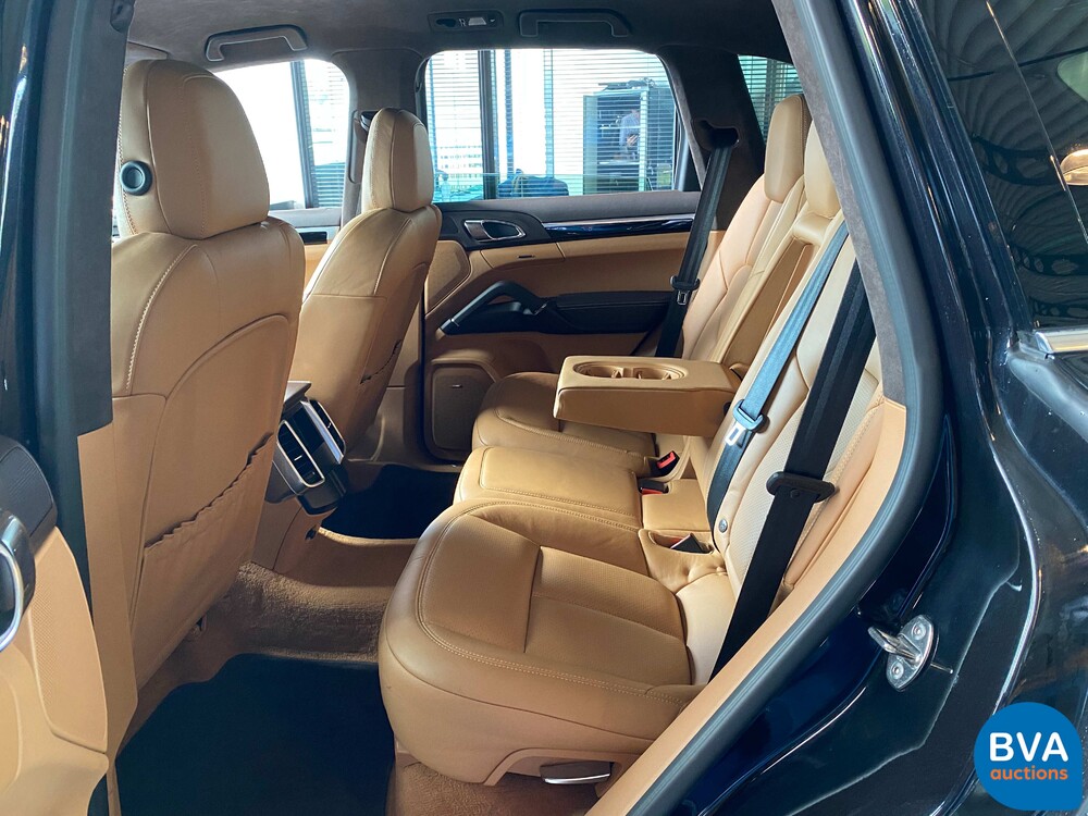 Porsche Cayenne 3.0 S E-Hybrid Sportchrono 462pk 2015 -Org NL- Plug-in Hybride, HH-240-J