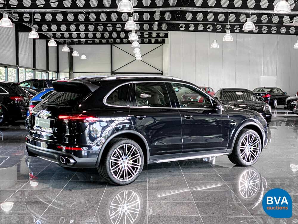 Porsche Cayenne 3.0 S E-Hybrid Sportchrono 462pk 2015 -Org NL- Plug-in Hybride, HH-240-J