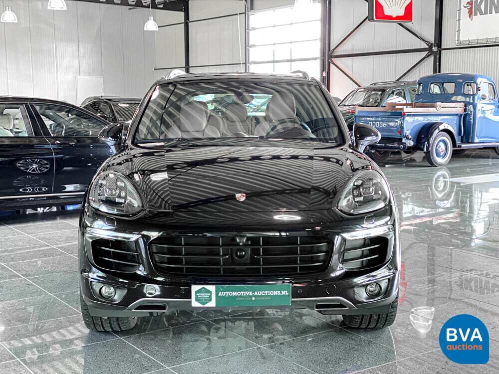 Porsche Cayenne 3.0 S E-Hybrid Sportchrono 462pk 2015 -Org NL- Plug-in Hybride, HH-240-J