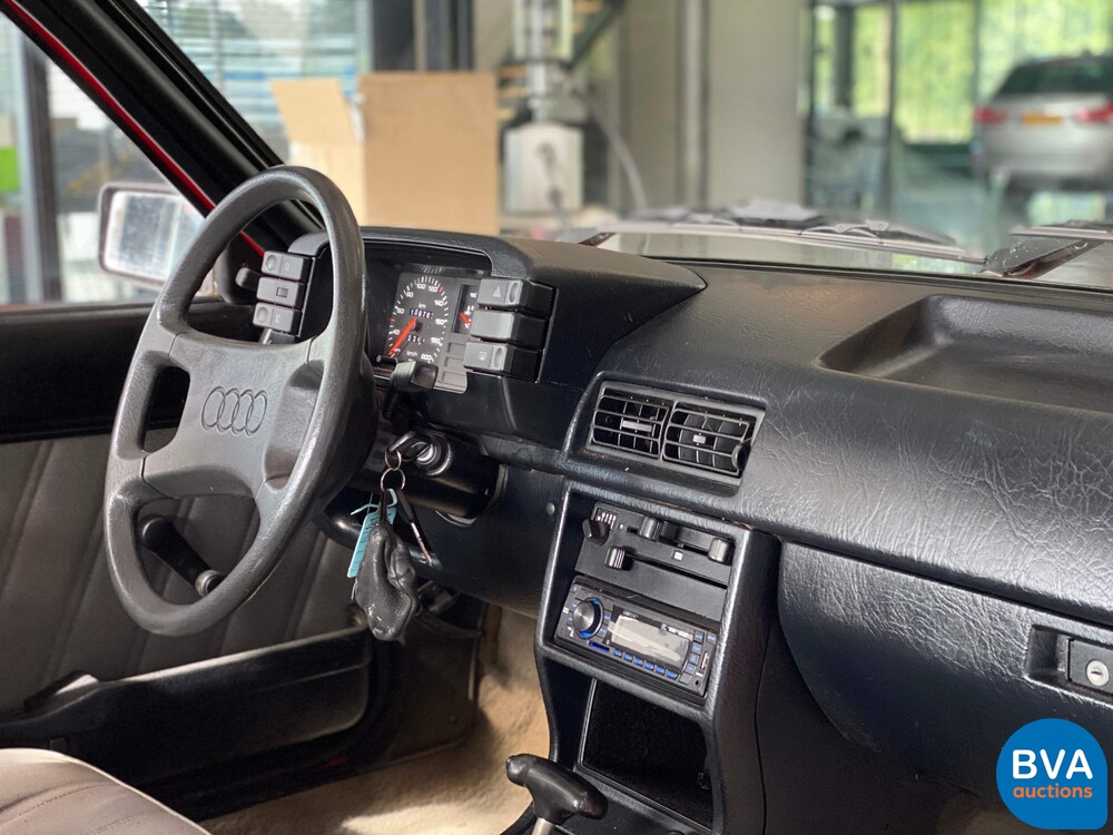 Audi 80 1.6 Automaat 75pk 1984, 33-SV-LS