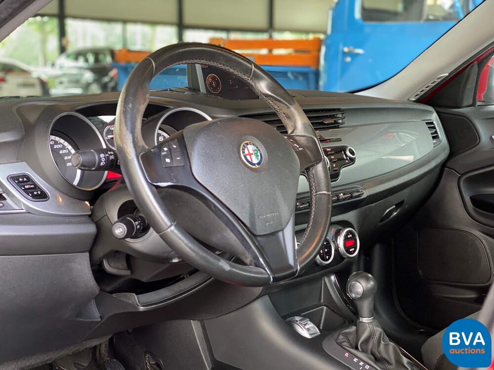 Alfa Romeo Giulietta 1.4 Turbo MultiAir TCT 170pk -Org NL-, 15-ZDK-6