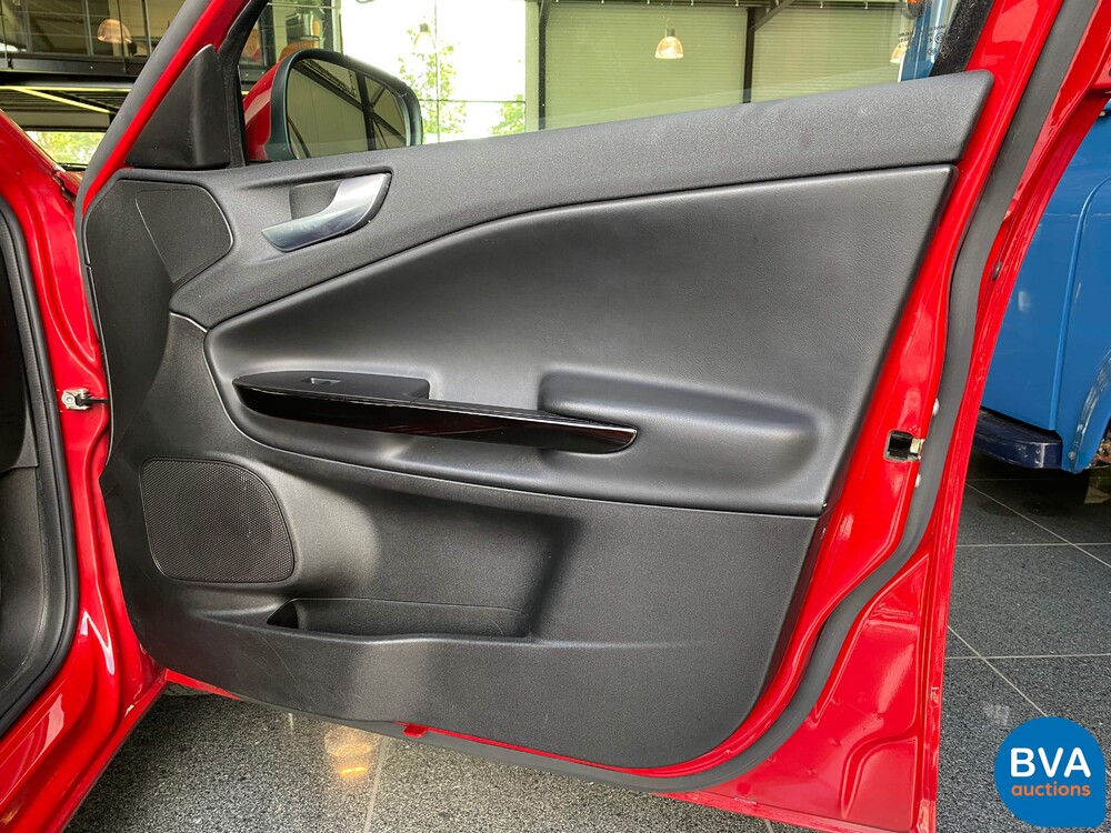 Alfa Romeo Giulietta 1.4 Turbo MultiAir TCT 170pk -Org NL-, 15-ZDK-6