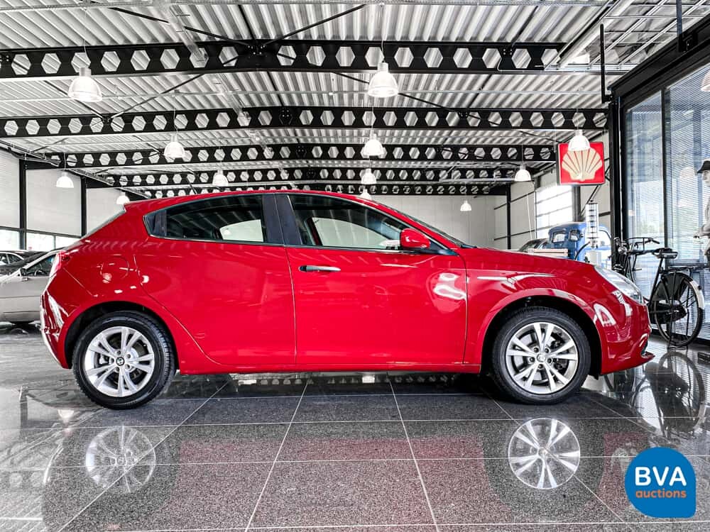 Alfa Romeo Giulietta 1.4 Turbo MultiAir TCT 170pk -Org NL-, 15-ZDK-6