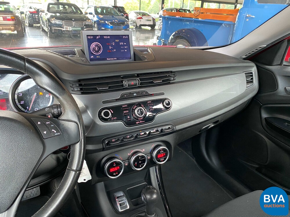 Alfa Romeo Giulietta 1.4 Turbo MultiAir TCT 170pk -Org NL-, 15-ZDK-6