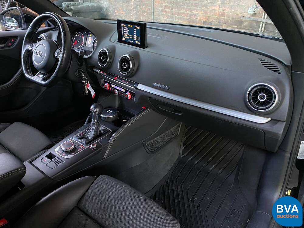 Audi A3 Limousine 1.6 TDI Adrenaline Sport S-line 110PS 2016, -Original NL-, JT-348-Z.