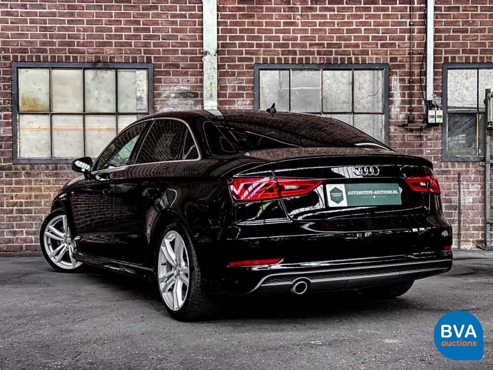 Audi A3 Limousine 1.6 TDI Adrenaline Sport S-line 110PS 2016, -Original NL-, JT-348-Z.