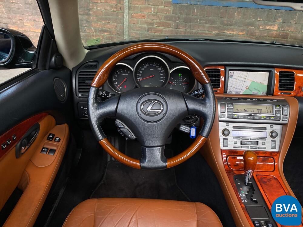 Lexus SC430 V8 286 PS Cabriolet 2003, -Org NL- 92-NF-DF.