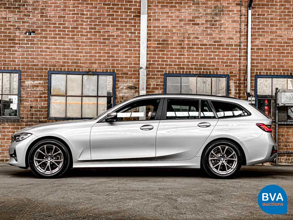 BMW 320d Touring 190hp 2020, L-204-KP.