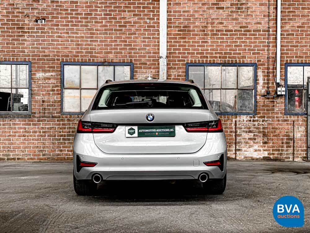 BMW 320d Touring 190hp 2020, L-204-KP.
