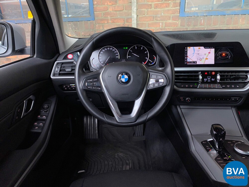 BMW 320d Touring 190hp 2020, L-204-KP.