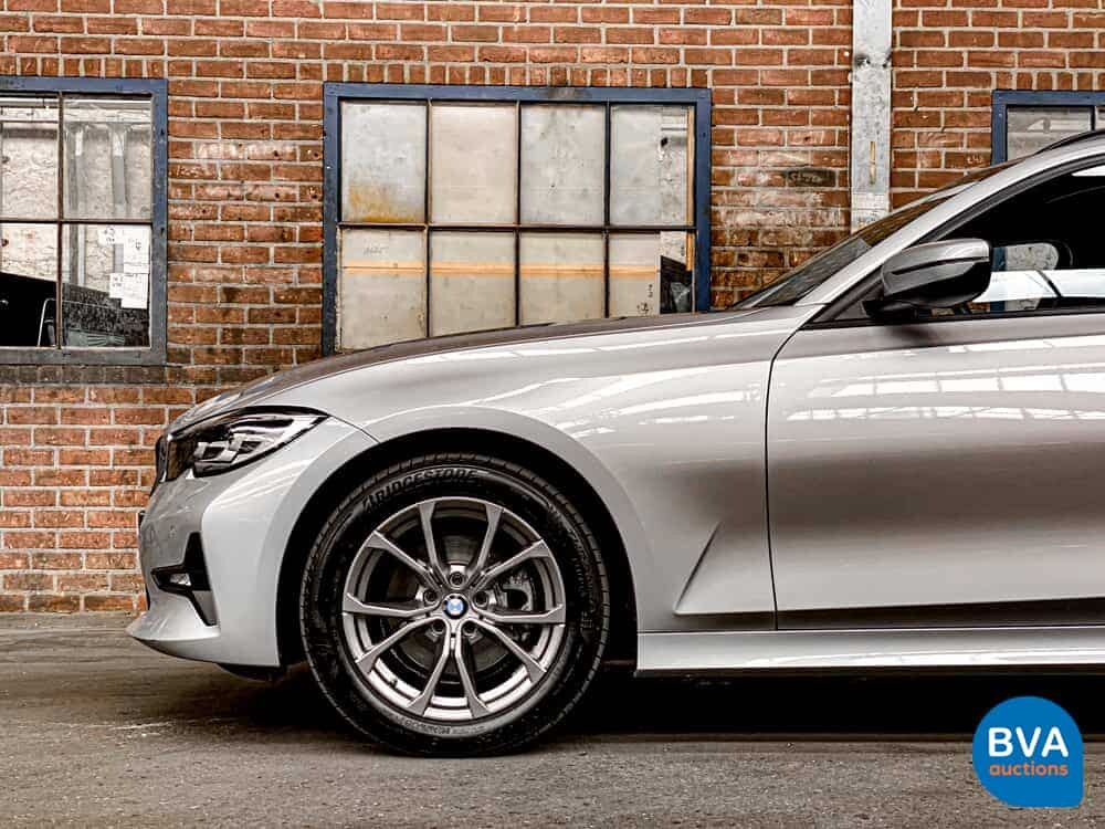 BMW 320d Touring 190hp 2020, L-204-KP.