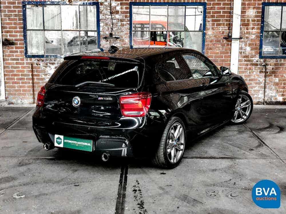 BMW M135i M-Sport 320pk M-Performance Schaltgetriebe 1-Serie 2012, NL Zulassung.