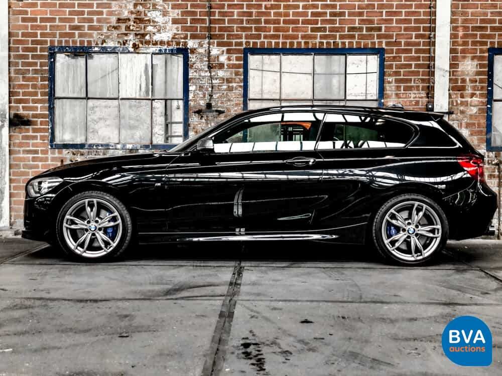 BMW M135i M-Sport 320pk M-Performance Schaltgetriebe 1-Serie 2012, NL Zulassung.
