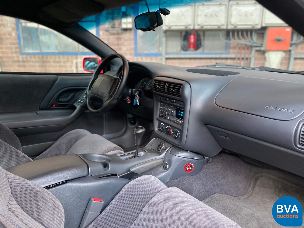 Chevrolet Camaro Z28 LS1 5.7L V8 288 PS 1998.