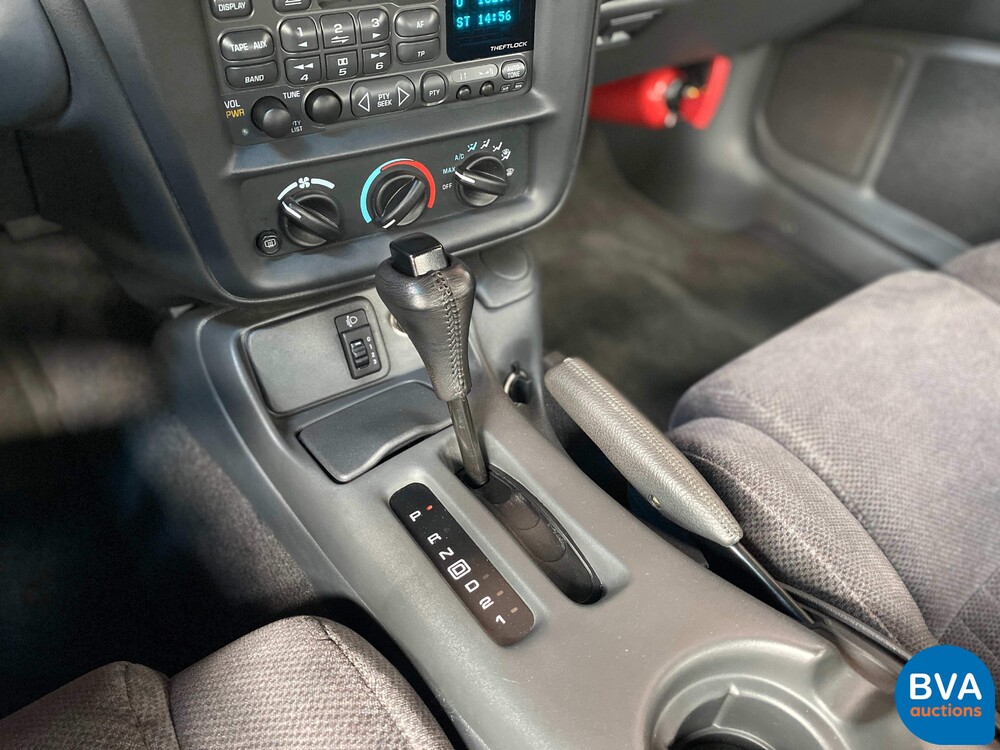 Chevrolet Camaro Z28 LS1 5.7L V8 288 PS 1998.