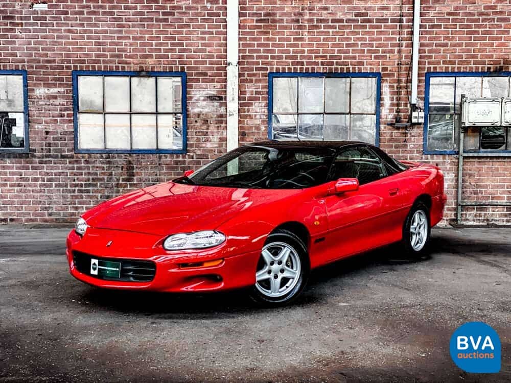 Chevrolet Camaro Z28 LS1 5.7L V8 288 PS 1998.