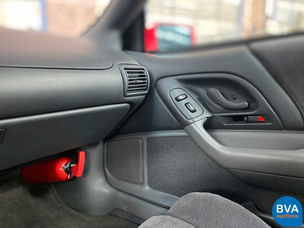 Chevrolet Camaro Z28 LS1 5.7L V8 288 PS 1998.