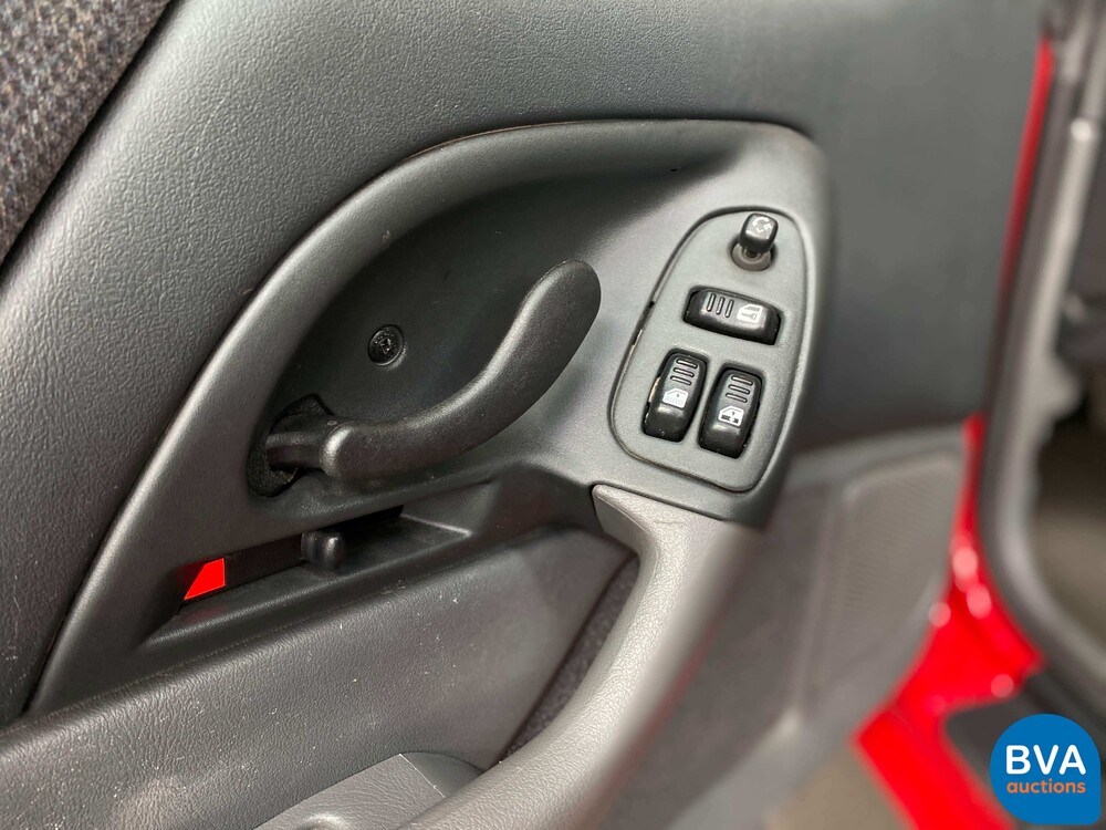 Chevrolet Camaro Z28 LS1 5.7L V8 288 PS 1998.