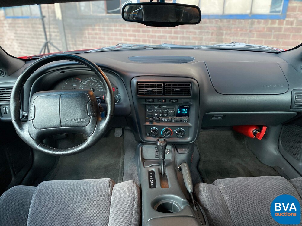 Chevrolet Camaro Z28 LS1 5.7L V8 288 PS 1998.