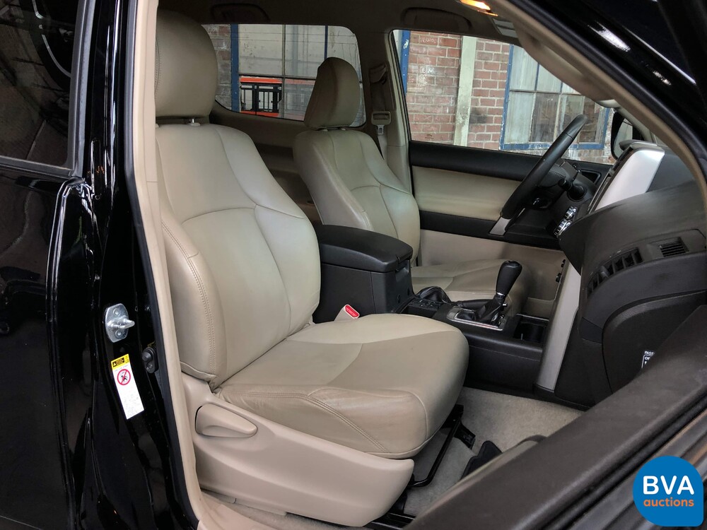 Toyota Land Cruiser 3-Türer 3.0 D-4D VX Automatik 2010, 01-LHF-8.