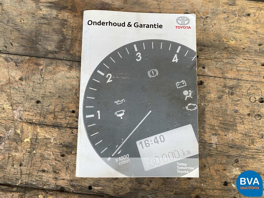 Toyota Land Cruiser 3-Türer 3.0 D-4D VX Automatik 2010, 01-LHF-8.